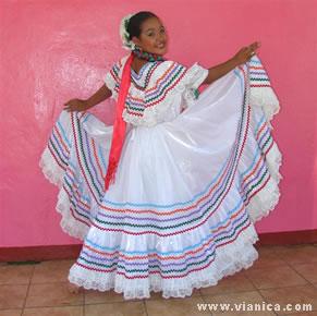 Trencilla Costume